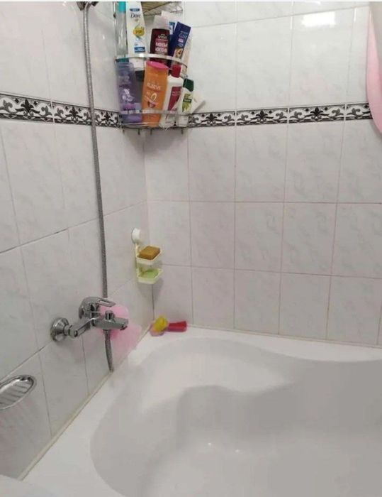 Mirobod,  risiviy bozor oldid Toshkent metro yaqin