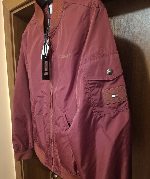 TOMMY HILFIGER-мъжко преходно яке