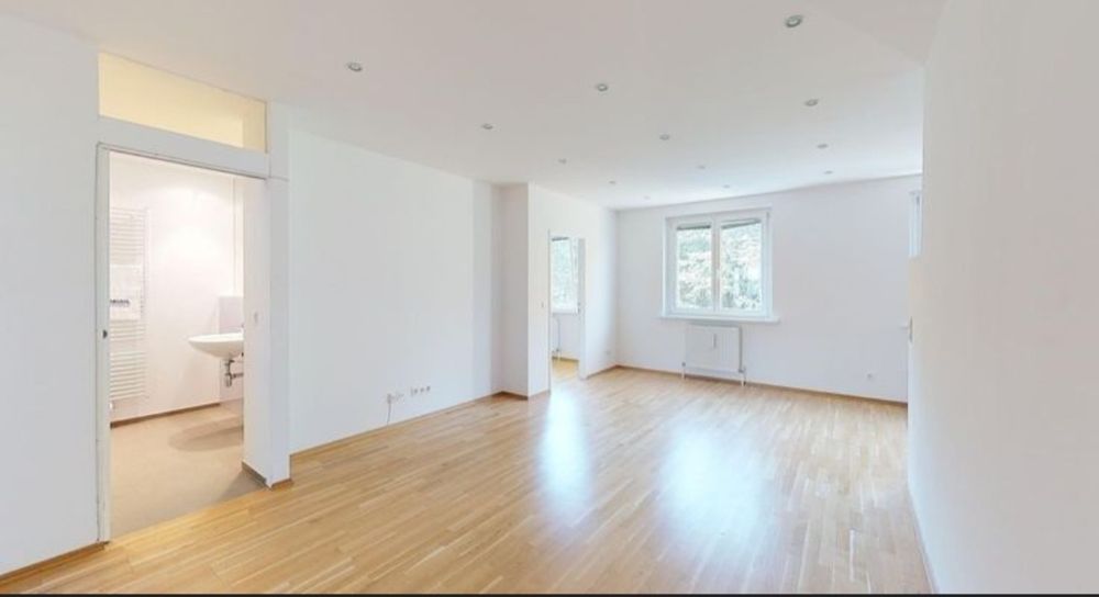 Vând case pe structura metalica