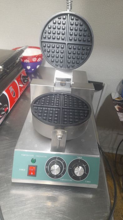 Вафельница на электричестве