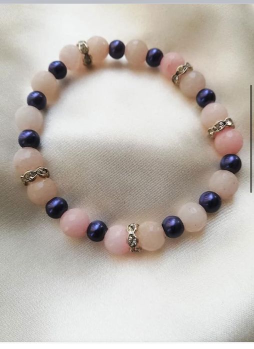 Ръчно изработени гривнички