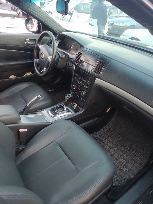 Продаётся epica чёрного цвета имеется газ метан четвёртое поколение на