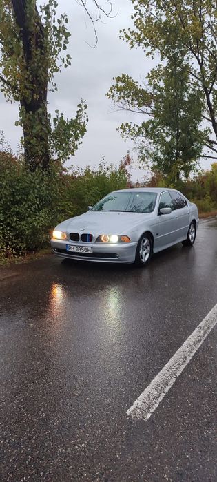 Bmw 520 din 2002 accept și unele schimburi