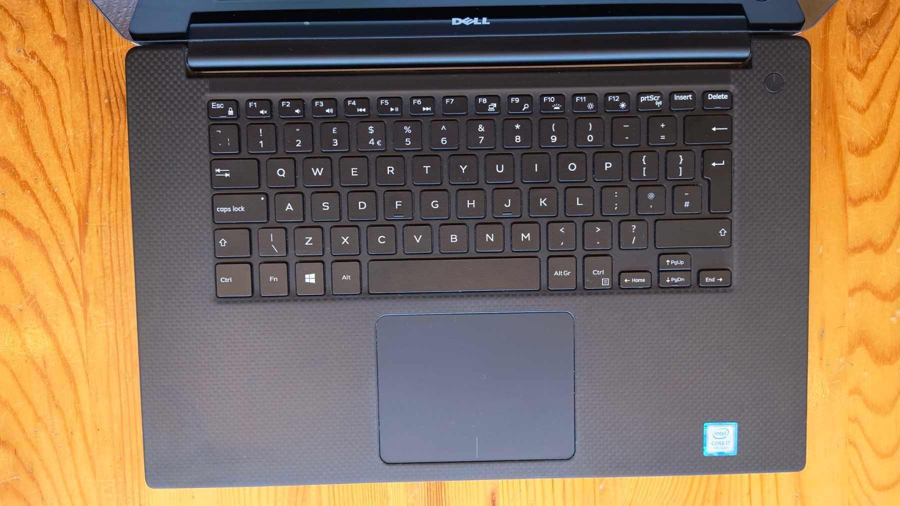 Dell XPS 15 9560 • 4K Touchscreen • Intel Core i7 • 32GB RAM • 1TB SSD