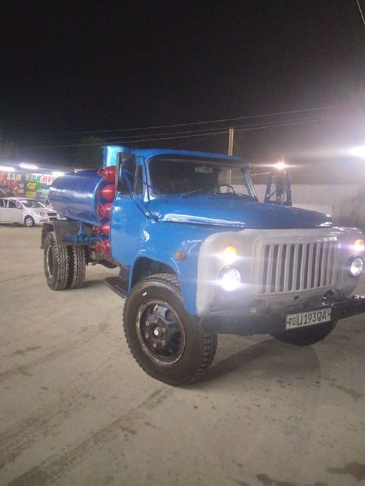 Qamashi:Gaz 53 vodavoz 5t sotiladi 1988 yil 6 balon yangi
