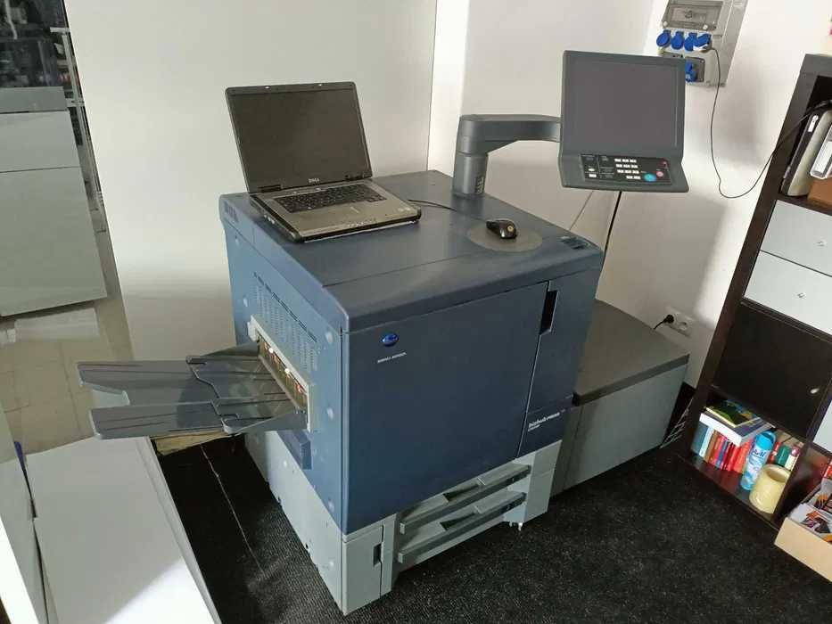 Imprimanta productie Konica PRESS 1070P (Accurio), Banner 33x120 cm
