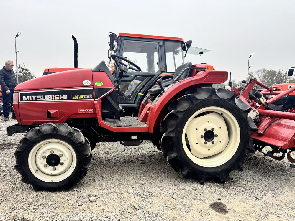 Tractor Japonez Tractoras Japonez  Mitsubishi MT 245