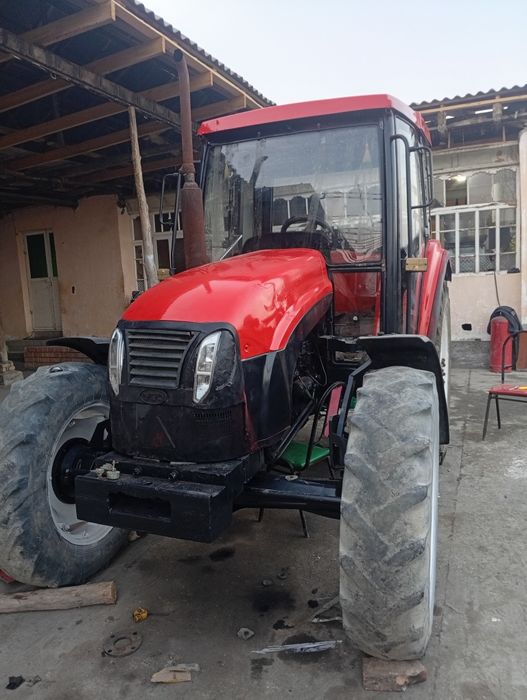 Юто 804 трактор  сотилади