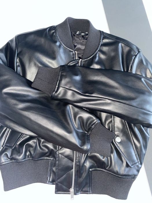 Кожено преходно яке HM