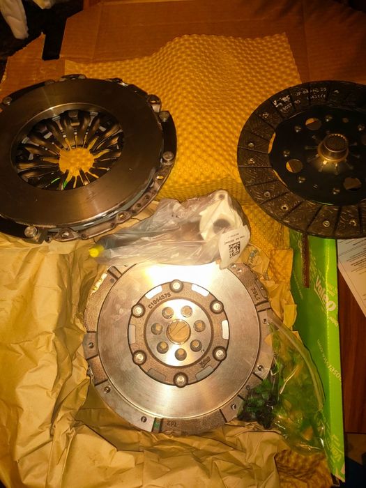 Ambreiaj cu volanta masa dubla Duster Megane Kadjar Dokker 1.5 837433