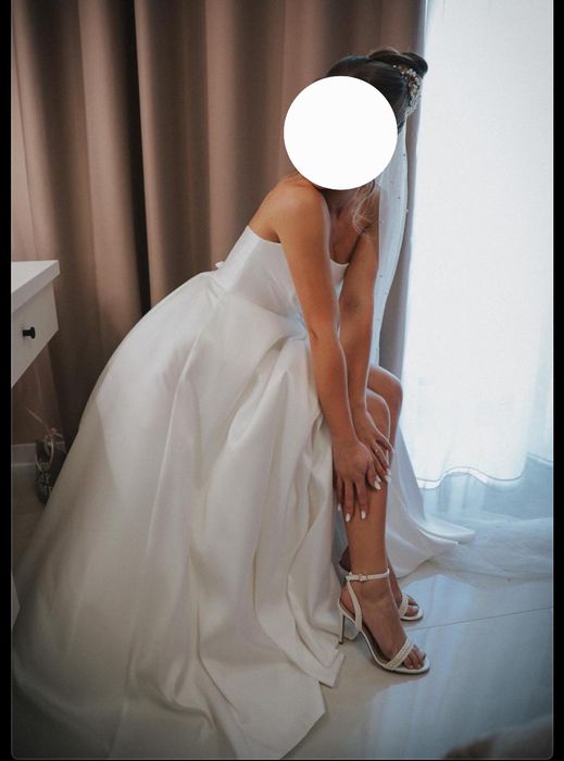 Vand rochie de mireasa