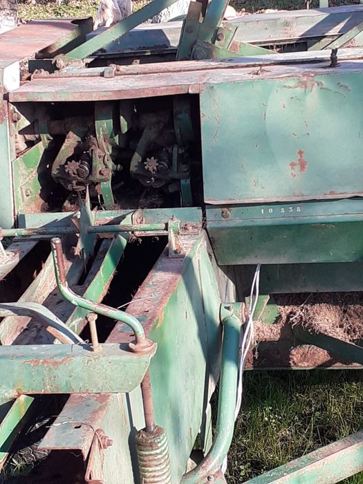 vand balotiera dreptunghiulara john deere cb300
