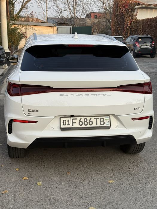 BYD e2 holati idealniy