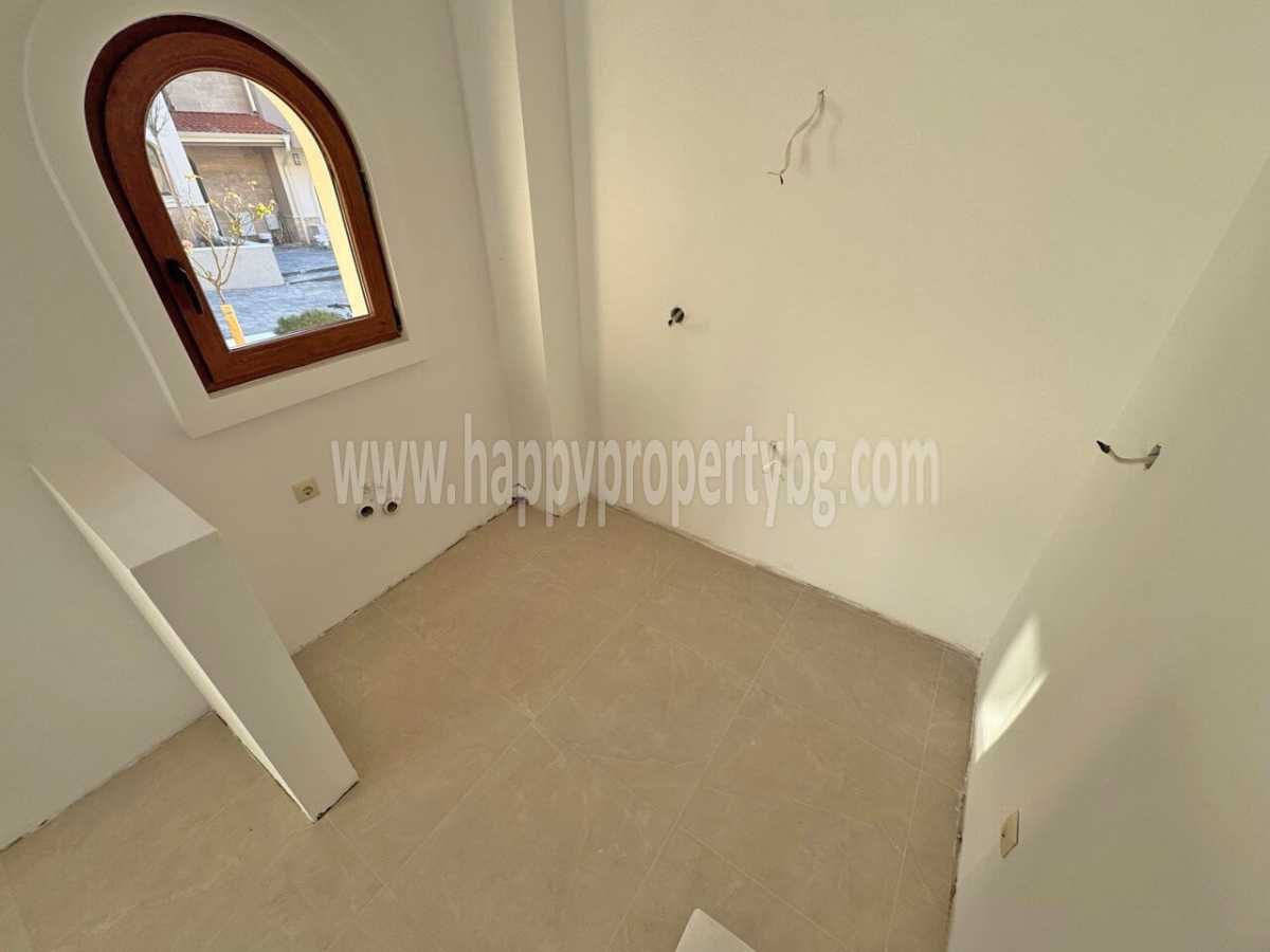 Продава се Двустаен апартамент в с. Кошарица, Област Бургас - 71 кв.м за 1191 €/кв.м - Снимка #7