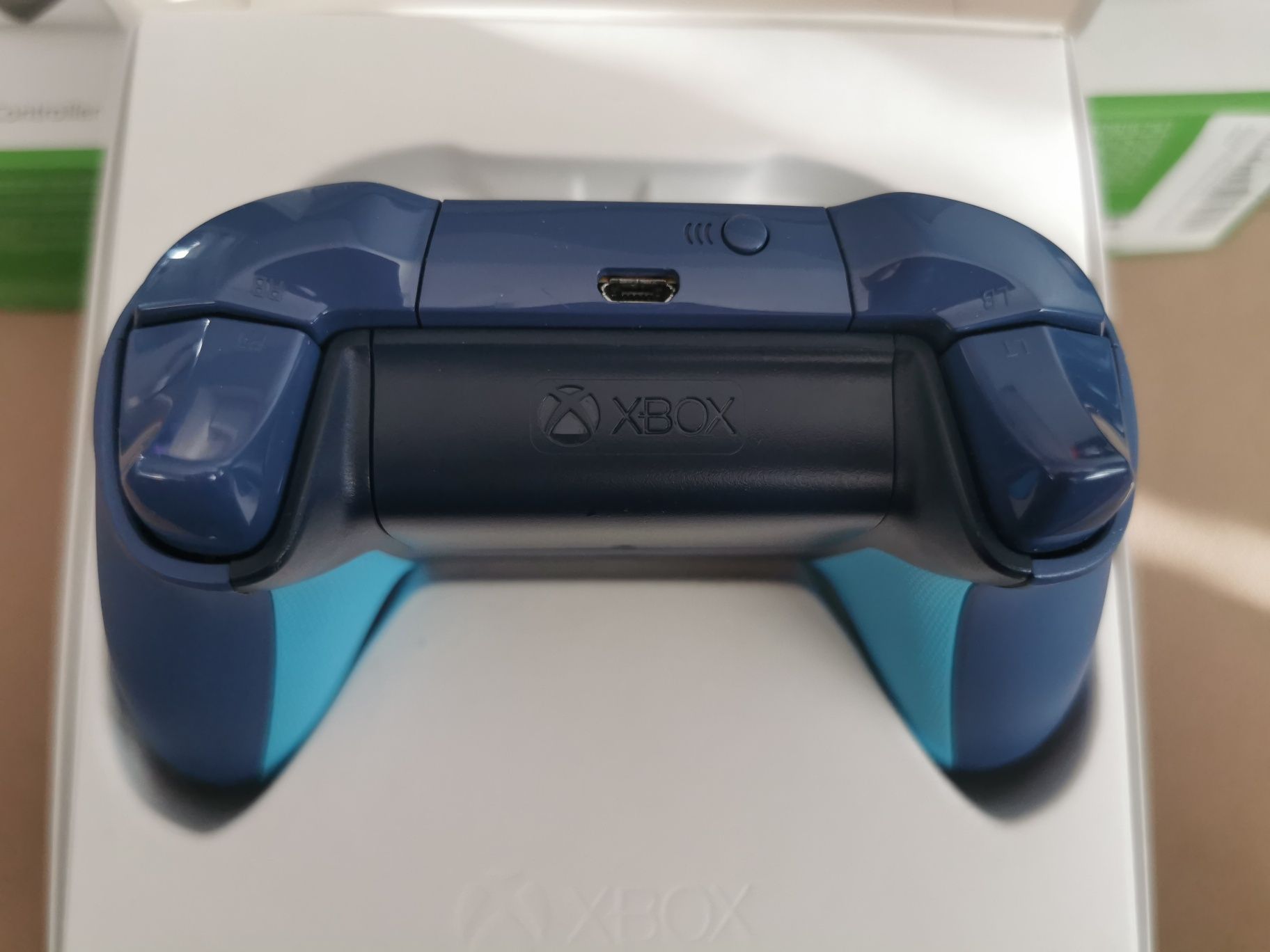 XBOX ONE Sport Blue controller