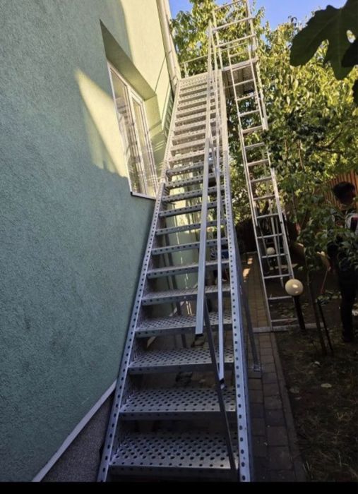 Scara galvanizata  metalica