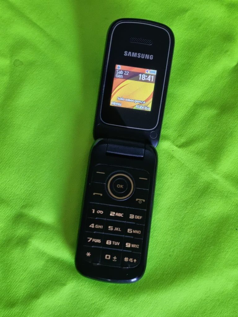 Telefon Samsung SGH-E1190 Perfect funcțional.