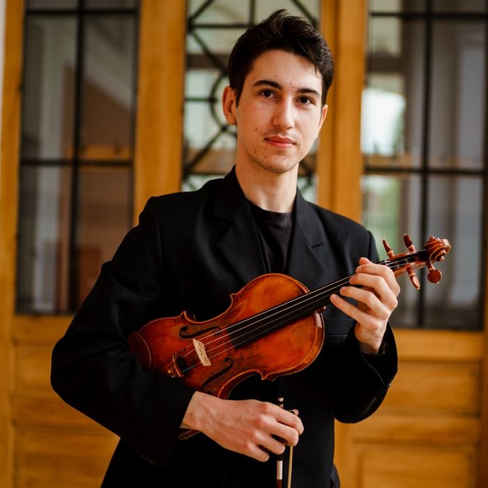 Lecții de vioară în Cluj/Florești