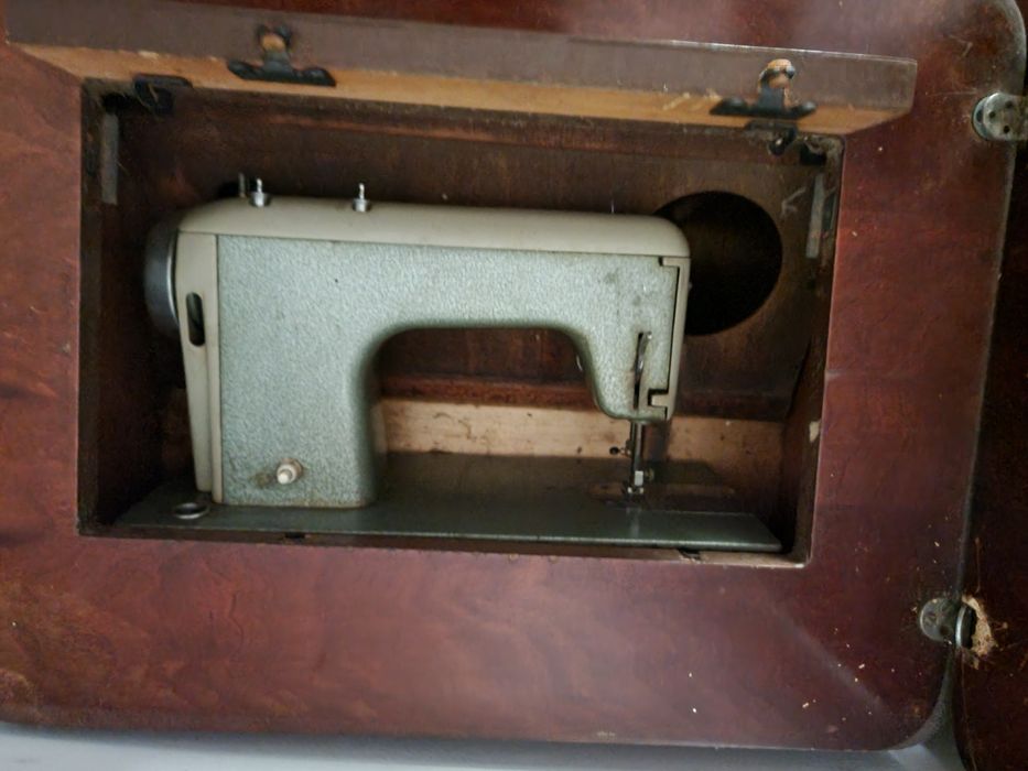 Masina de cusut Ileana