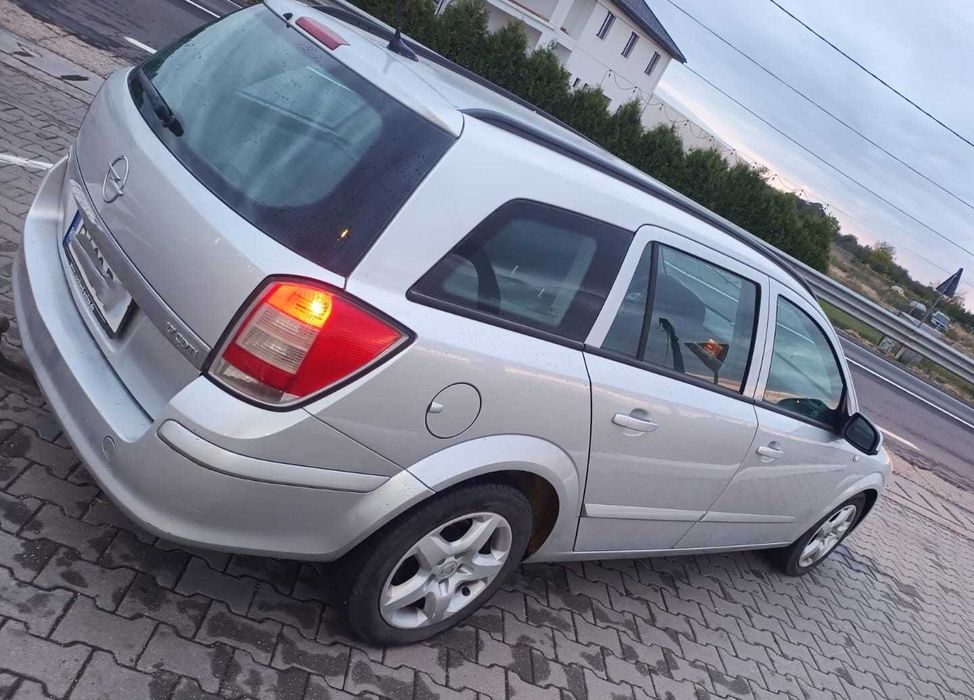 Opel astra H  1.7  2008