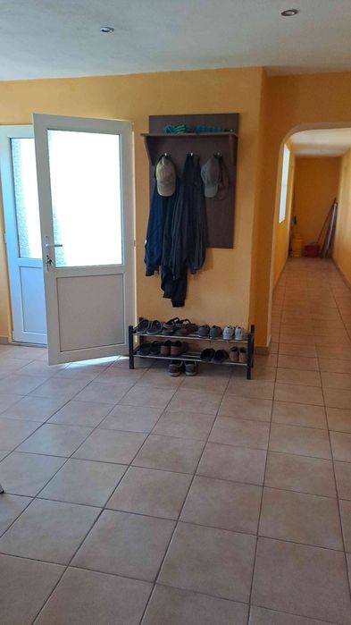 Vand casa cu gradina mare în Bethausen