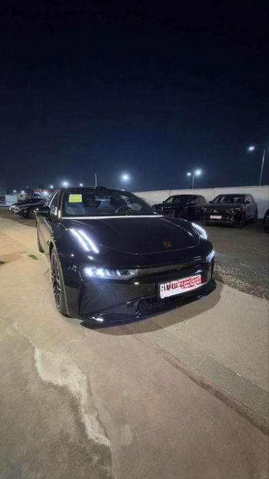 zekeer 001 yuu pazitsa