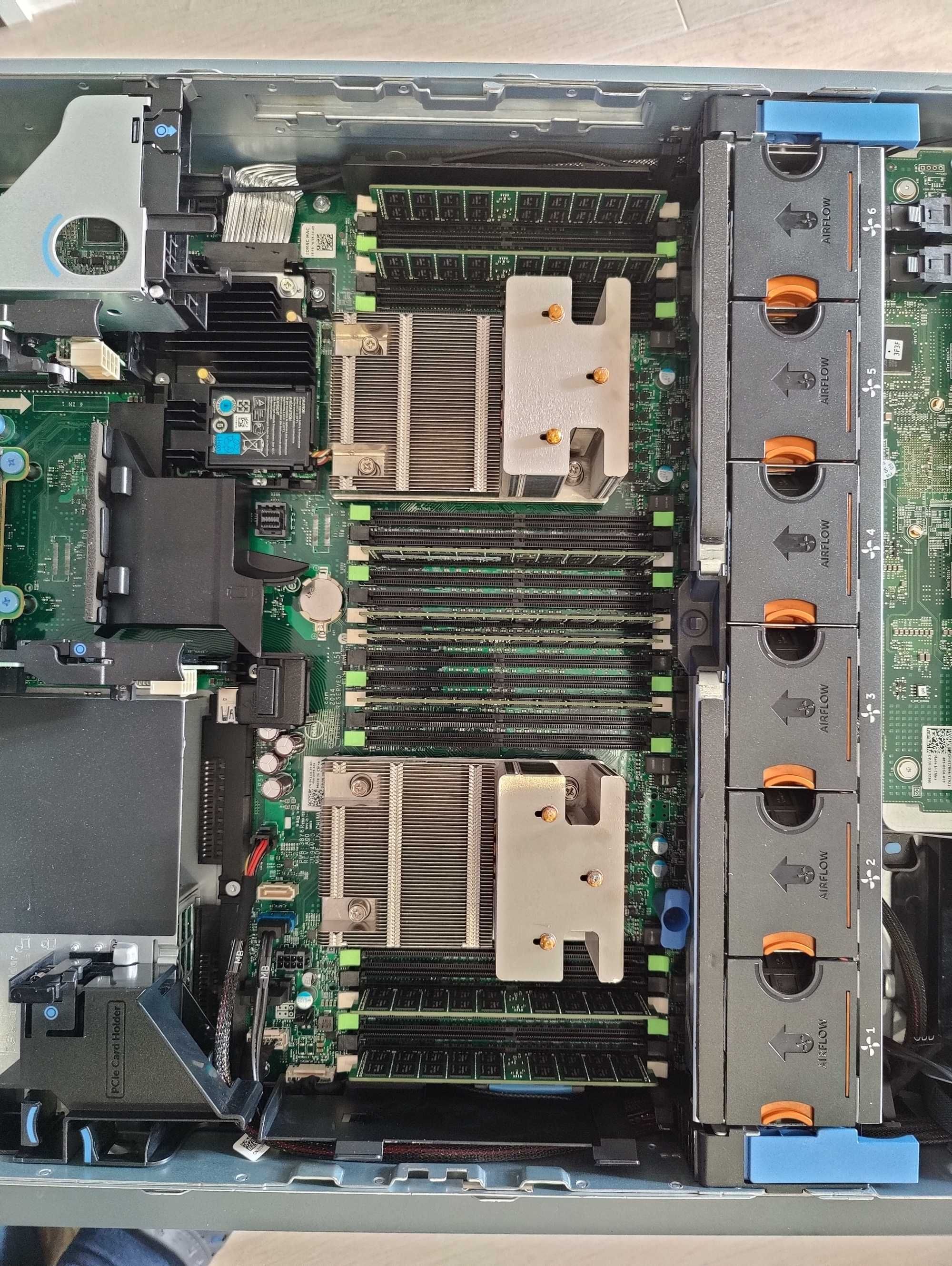 Server Dell Poweredge R730 128GB DDR4 16 X 2.5" bays