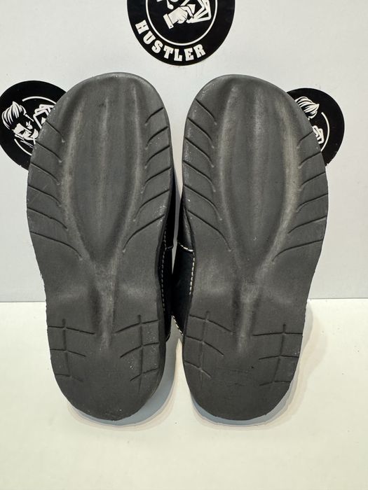 Чехли DR.MARTENS .Номер 38