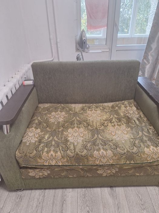 Продам кровать город семей