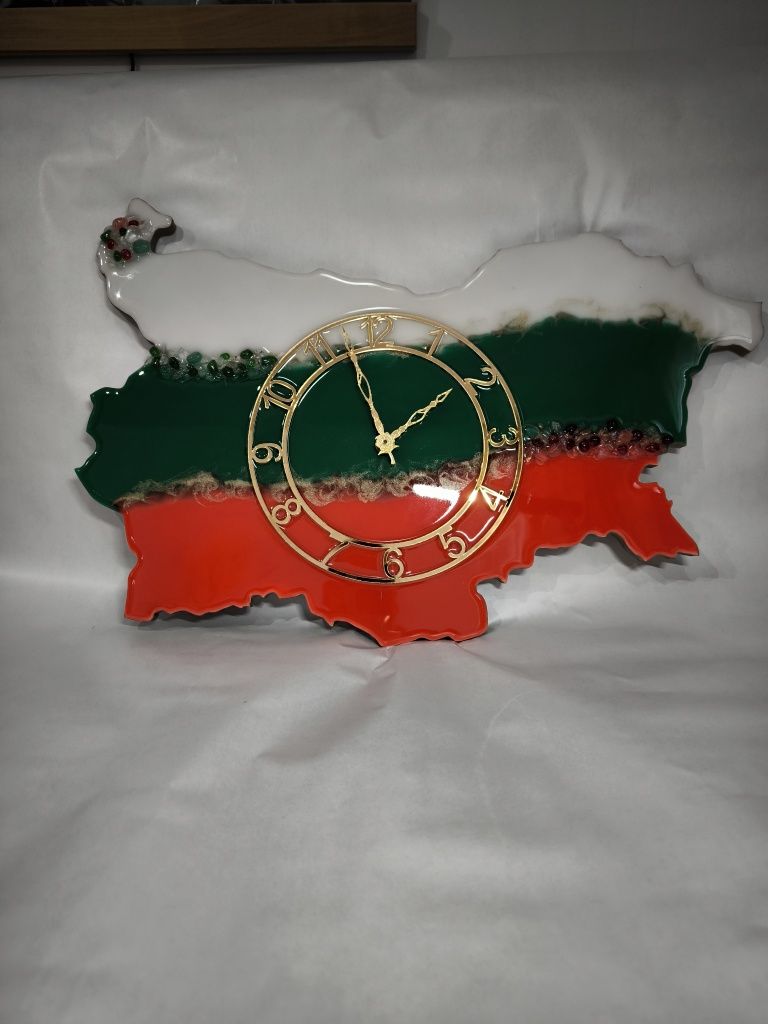 часовник от епоксидна смола "България"
