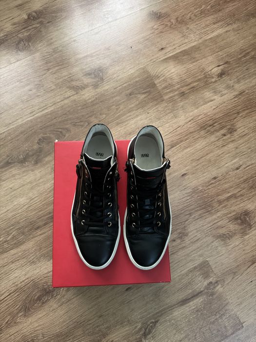 Обувки HUGO BOSS 42номер