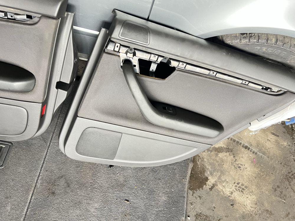 Кори за вратите ауди а4,б6 - б7 - Audi A4
