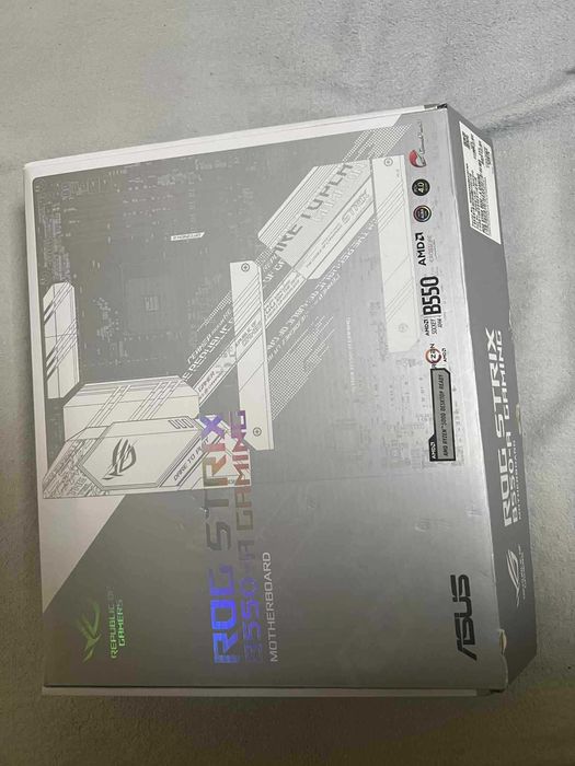 Дънна Платка ,Asus Rog Strix B550-A Gaming