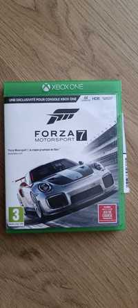 Продавам игра Forza 7 Xbox One