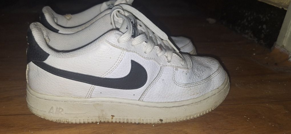 Nike Air 36.5 Дамски