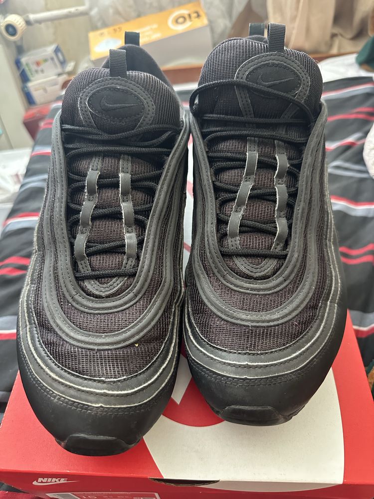 49.5 Nike Air Max 95 / Jordan Max Aura 2