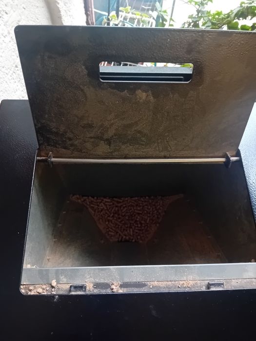 Суха печка на пилети