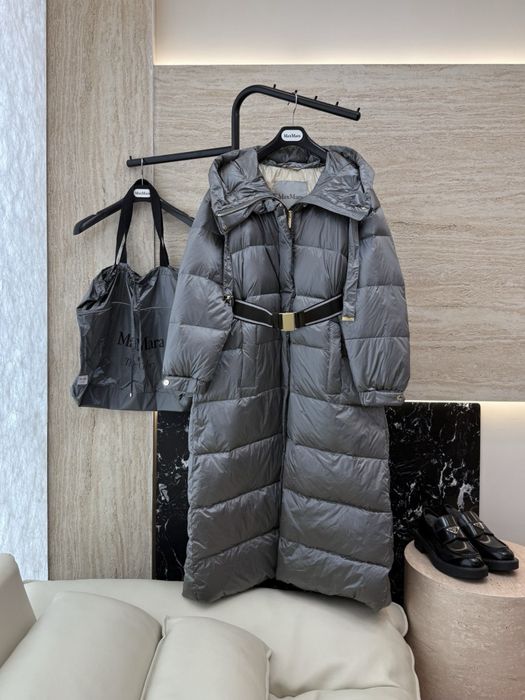 Max Mara — Пуховик премиум-класса