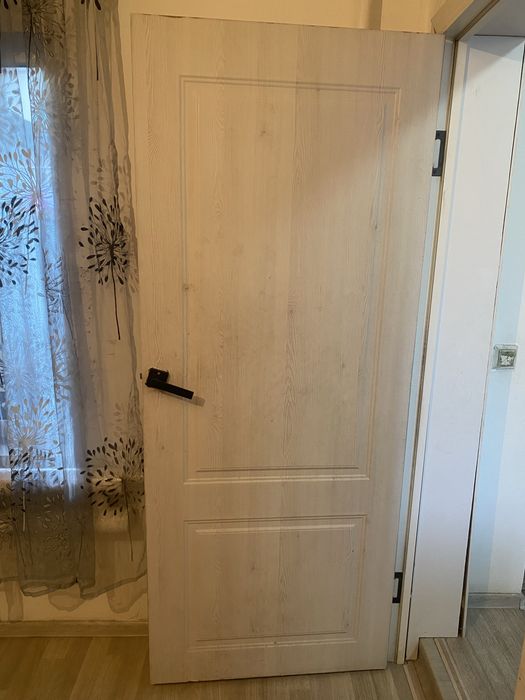 Продам двери 2 двери