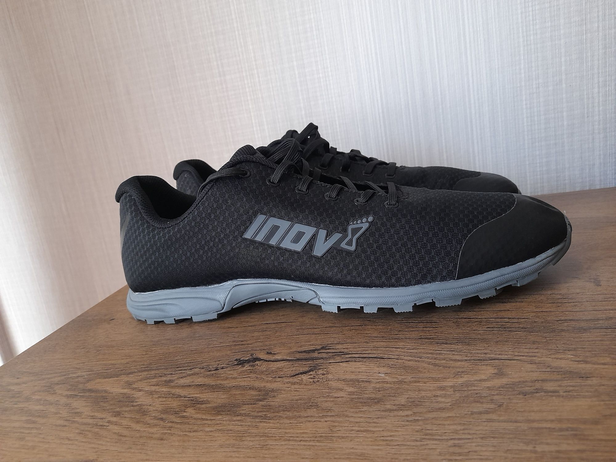 INOV X Lite маратонки 47 номер.