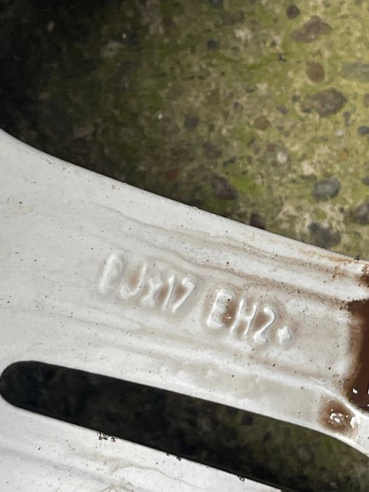 Jante originale BMW pe 17" cu anvelope Continental – Set 4 bucăți