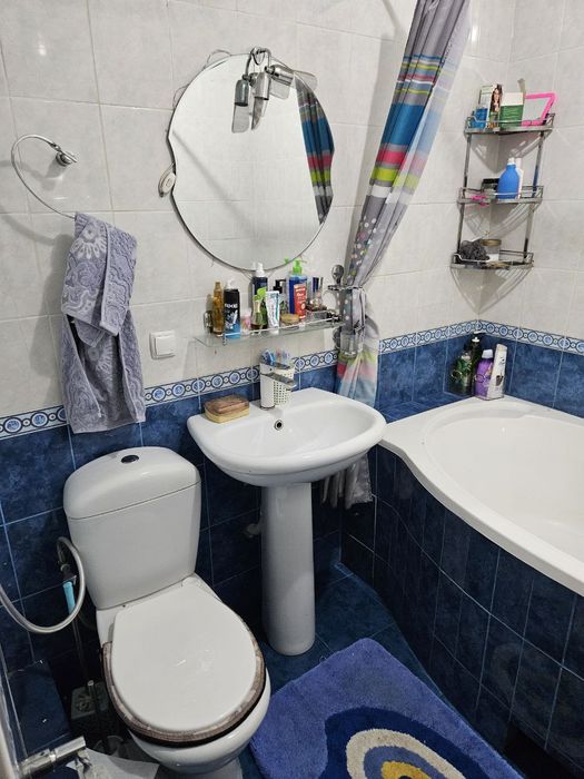 Метро Хамза Новза 3/3/4. 2-6 балкон срочно продаётся квартира