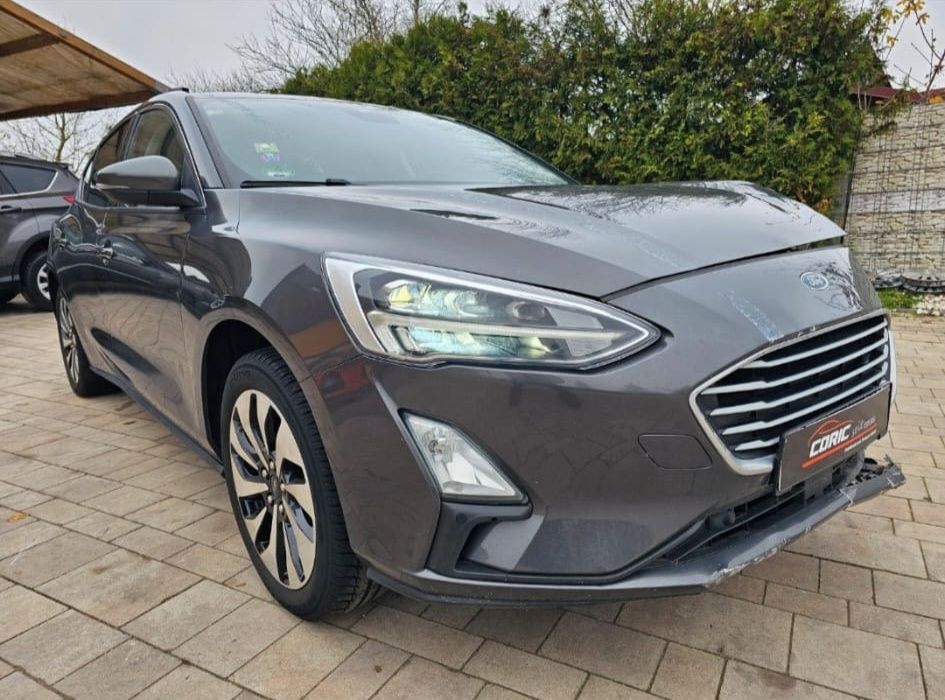 Dezmembrez Ford Focus 1.0 Ecoboost