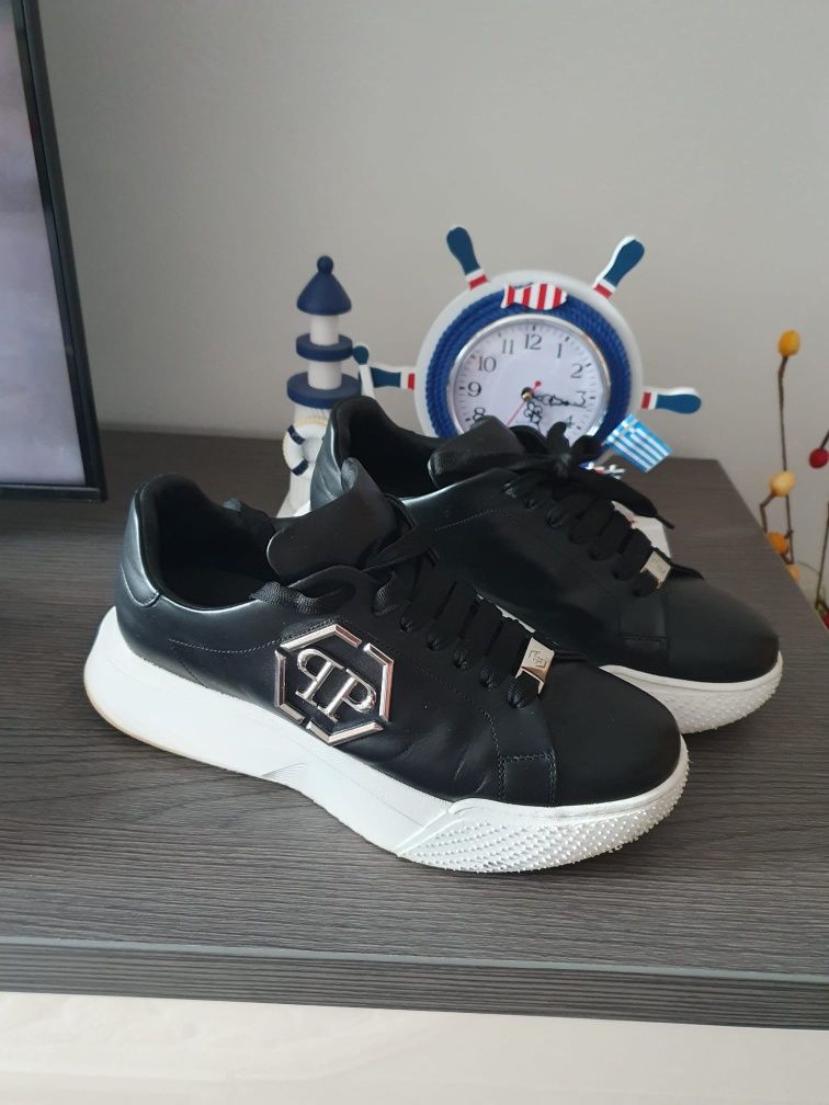 Sneakers,philipp plein,primiti cadou,purtati de 2 ori,ca noi,43