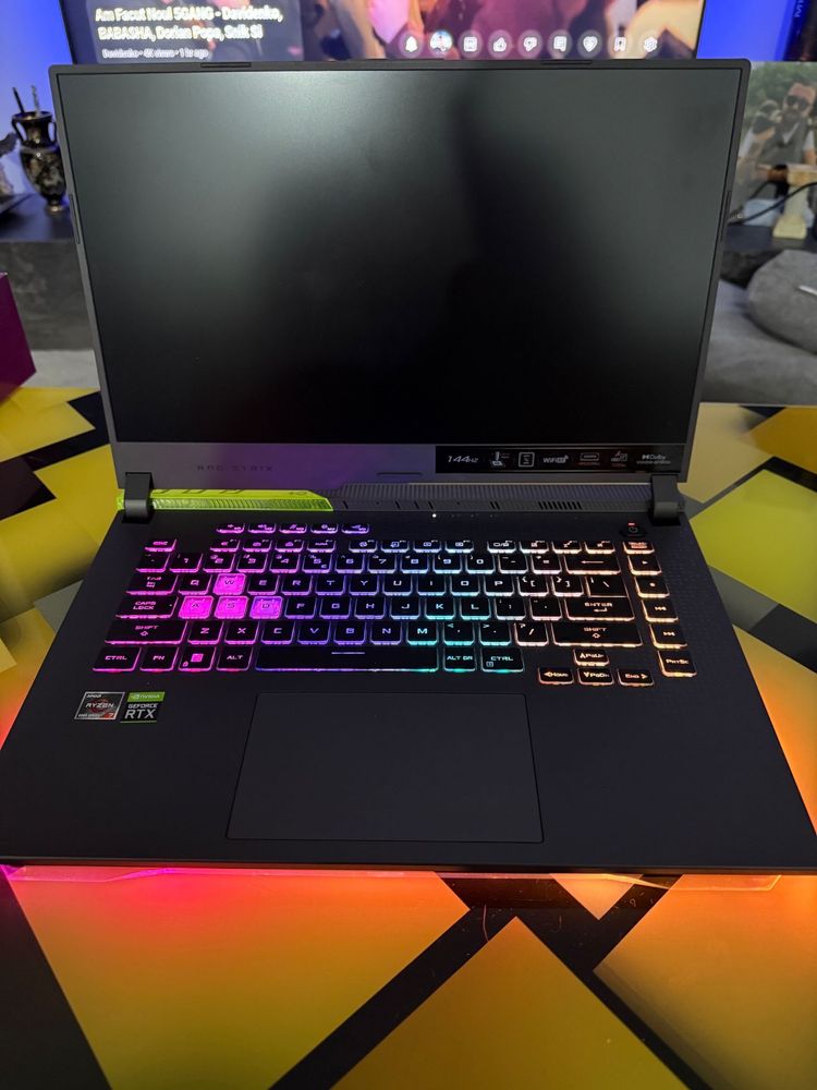 Vand laptop gaming rog strix