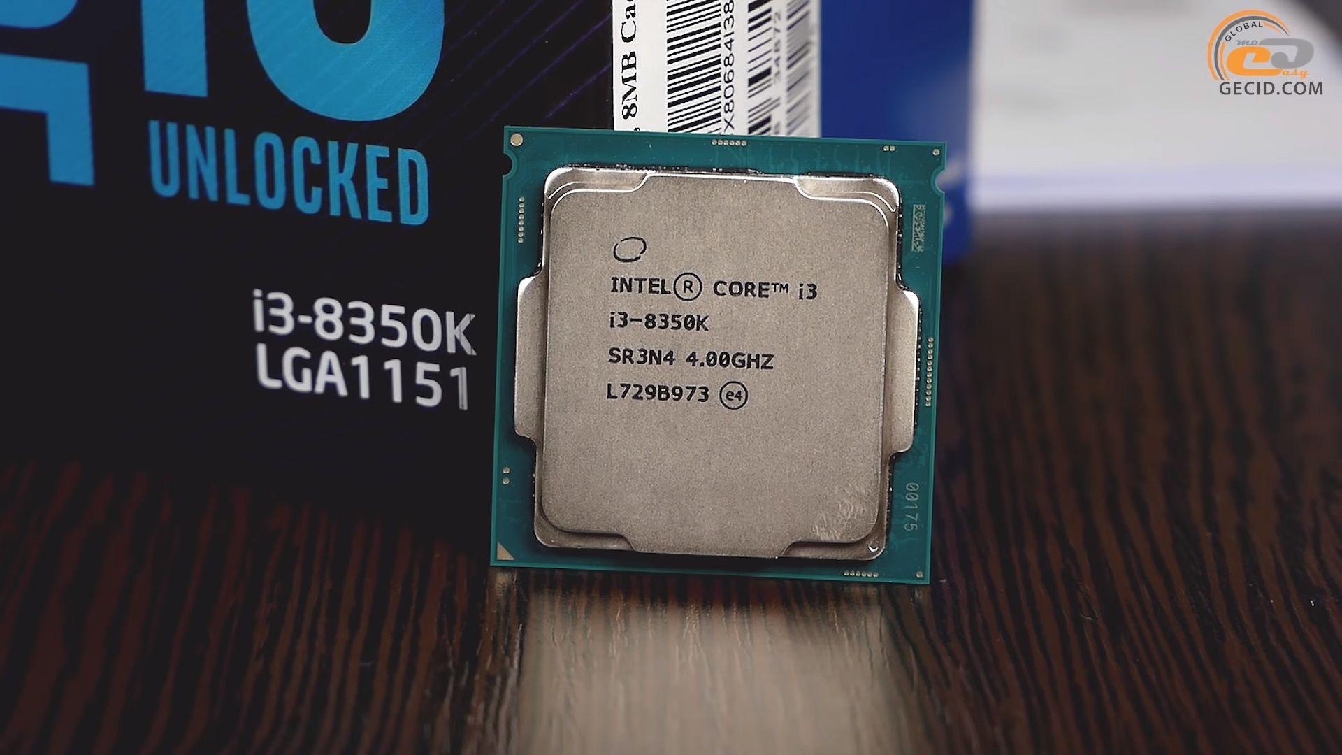Core i3 8359K   и     Radeon Rx 550