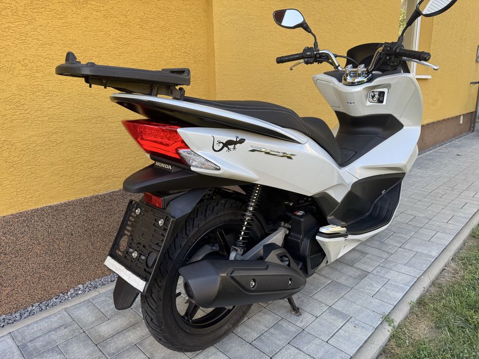 Honda PCX 125 faruri LED