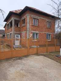 Casa de vanzare cu 6 camere