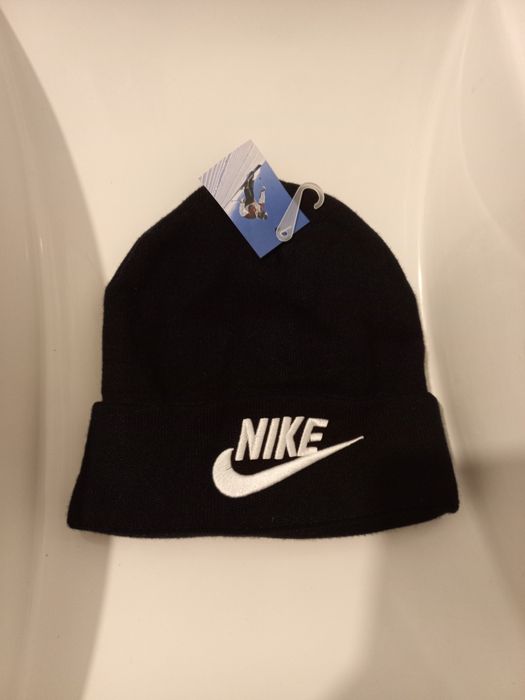 Căciuli Adidias, Nike, Moncler