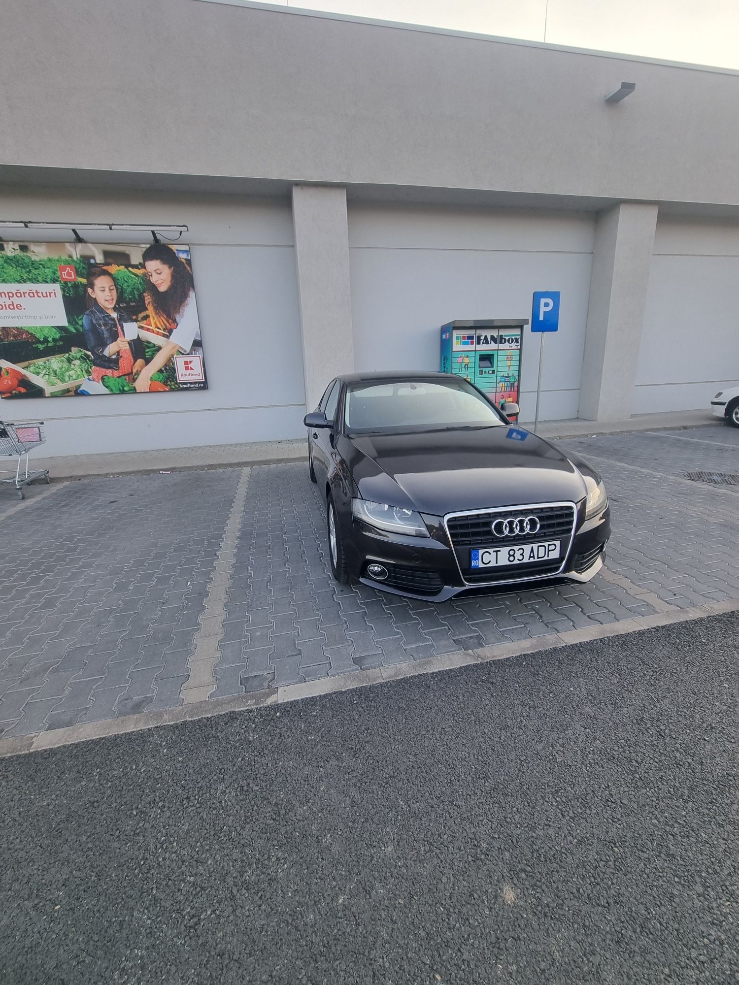 De vânzare audi a4 b8